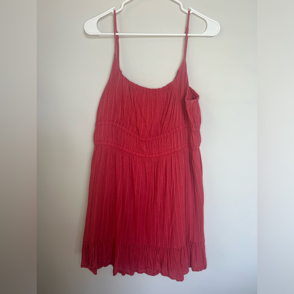 Coral mini dress. Brand: American Eagle, size L